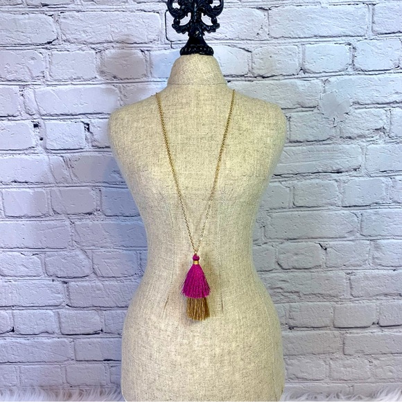 BRAND NEW Lily Sky Long Tassel Necklace and Gold Earrings Set - Picture 2 of 6